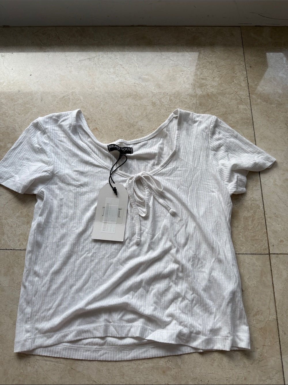 Brave Soul White Ribbed Keyhole-Front Short Sleeve Crop Tee